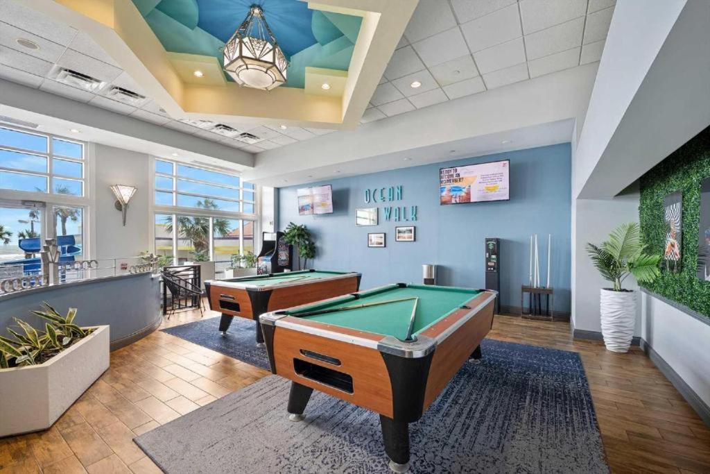 2 Bedroom Direct Oceanfront Wyndham Ocean Walk Daytona Beach 2226-0 デイトナ・ビーチ エクステリア 写真