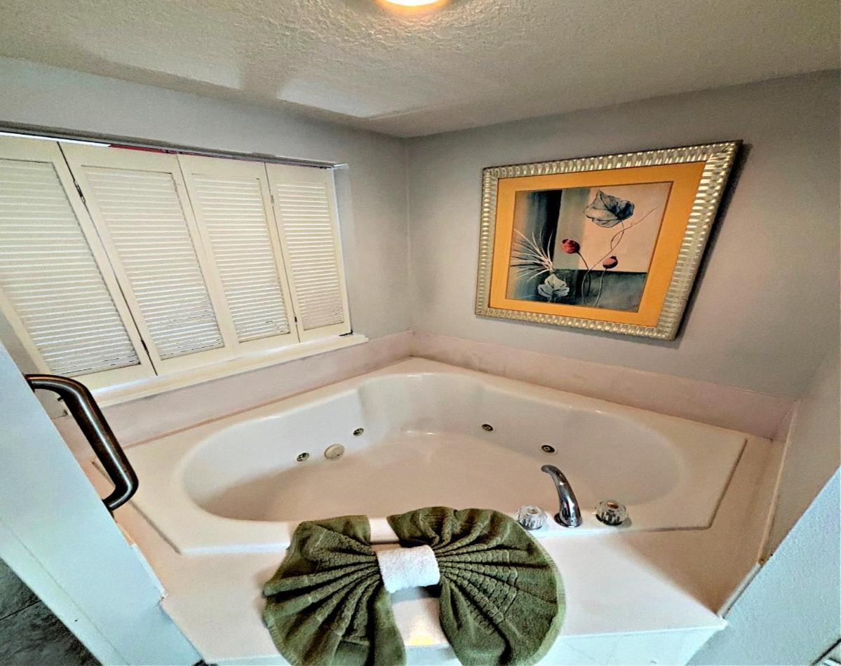 2 Bedroom Direct Oceanfront Wyndham Ocean Walk Daytona Beach 2226-0 デイトナ・ビーチ エクステリア 写真